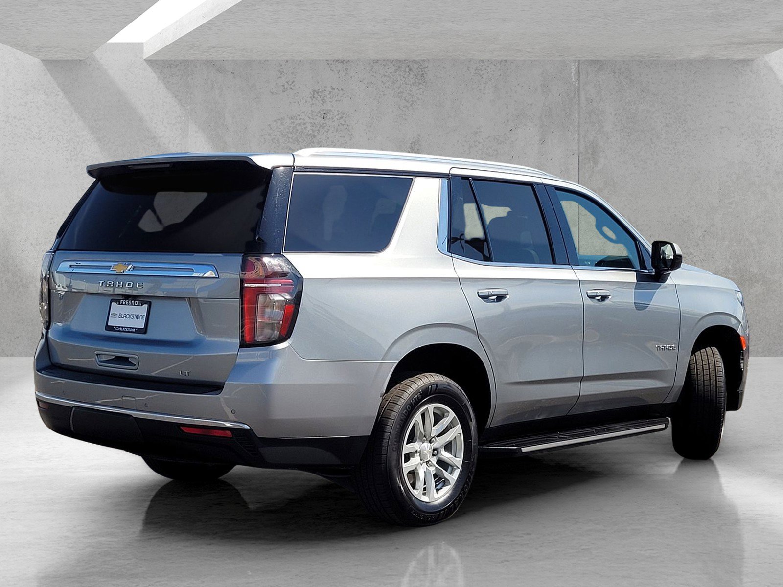 Used 2024 Chevrolet Tahoe LT RWD image 4