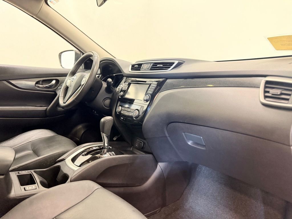 Used 2014 Nissan Rogue SL w/ SL Premium Package image 19