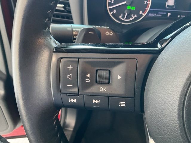 Used 2023 Nissan Rogue SL w/ SL Premium Package image 11