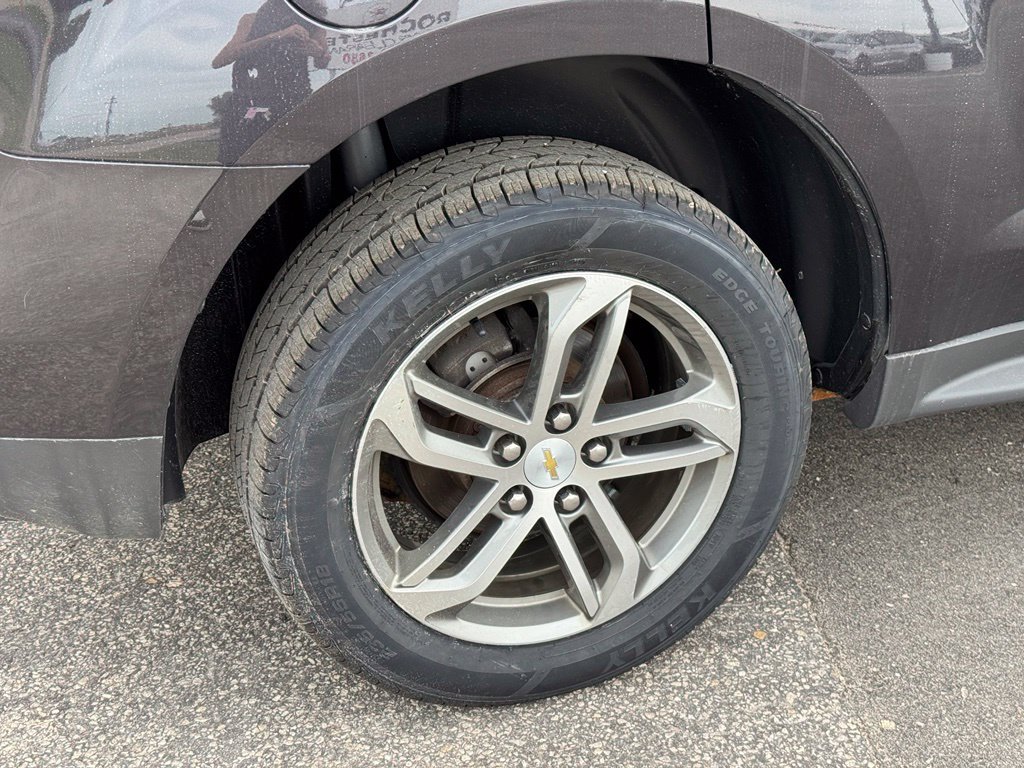 Used 2016 Chevrolet Equinox LTZ w/ Enhanced Convenience Package AWD/4WD image 40