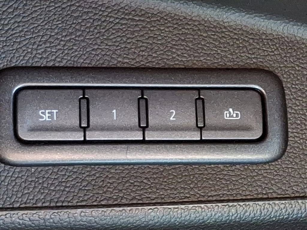 Used 2020 Chevrolet Tahoe LT image 29