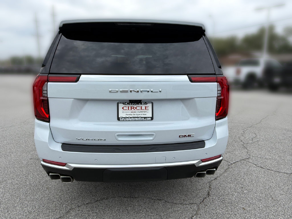 New 2026 GMC Yukon XL Denali w/ Denali Reserve Package AWD/4WD image 4
