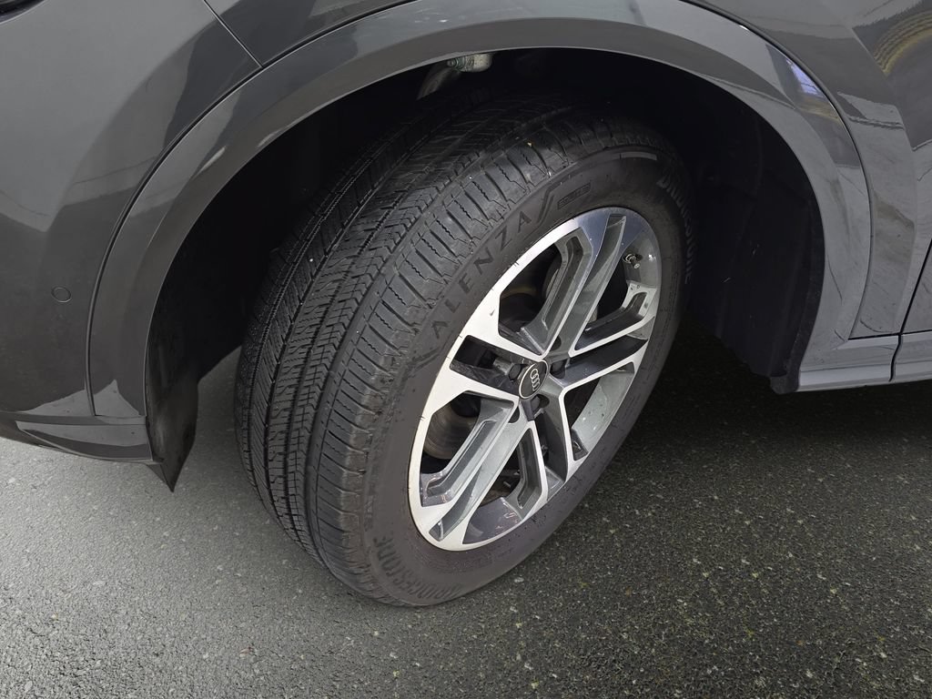Used 2025 Audi Q5 Premium w/ Premium Plus AWD/4WD image 36