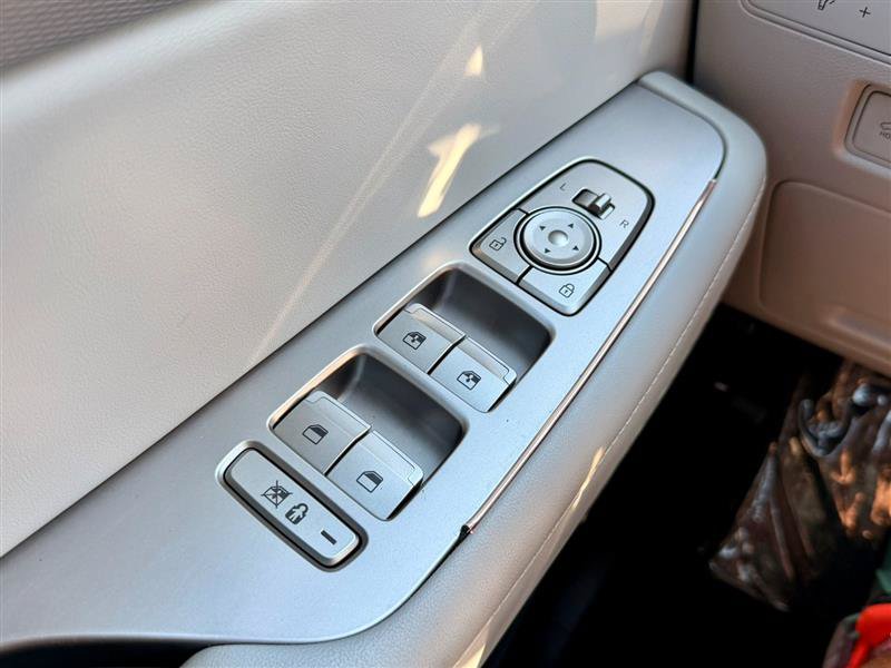 Used 2020 Hyundai Palisade SEL AWD/4WD image 16