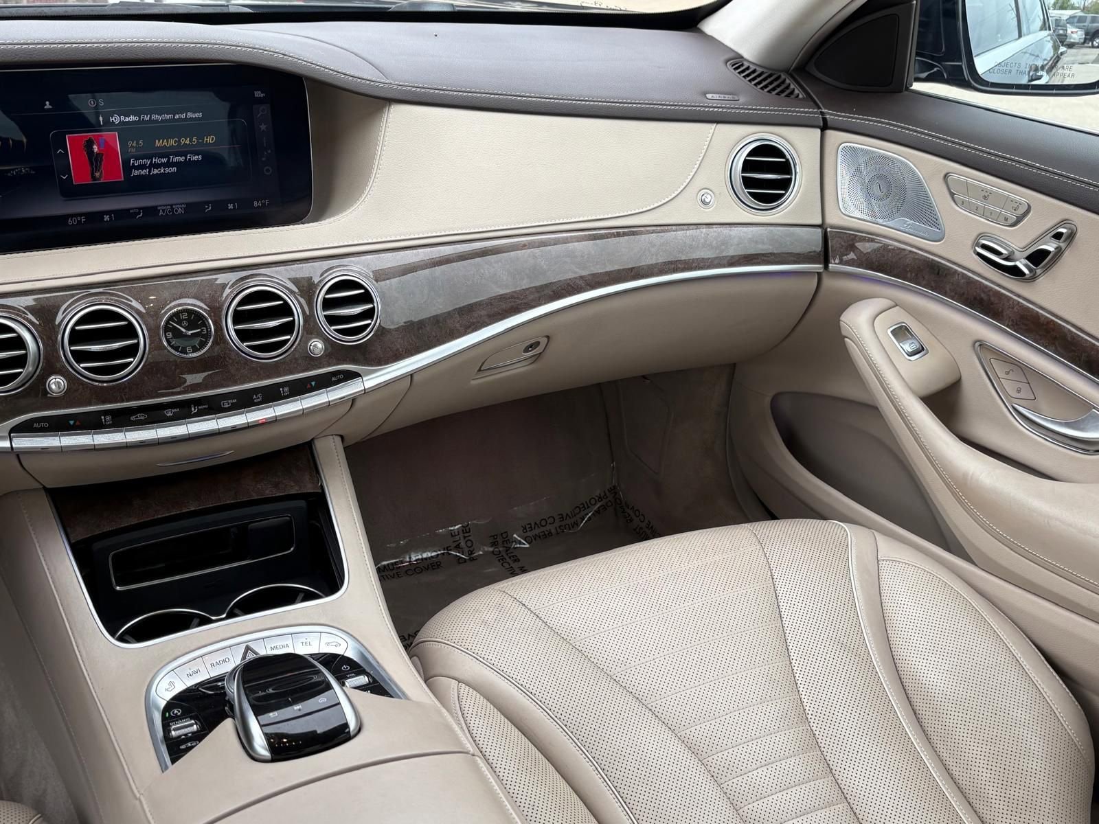 Used 2019 Mercedes-Benz S 560 Sedan image 17