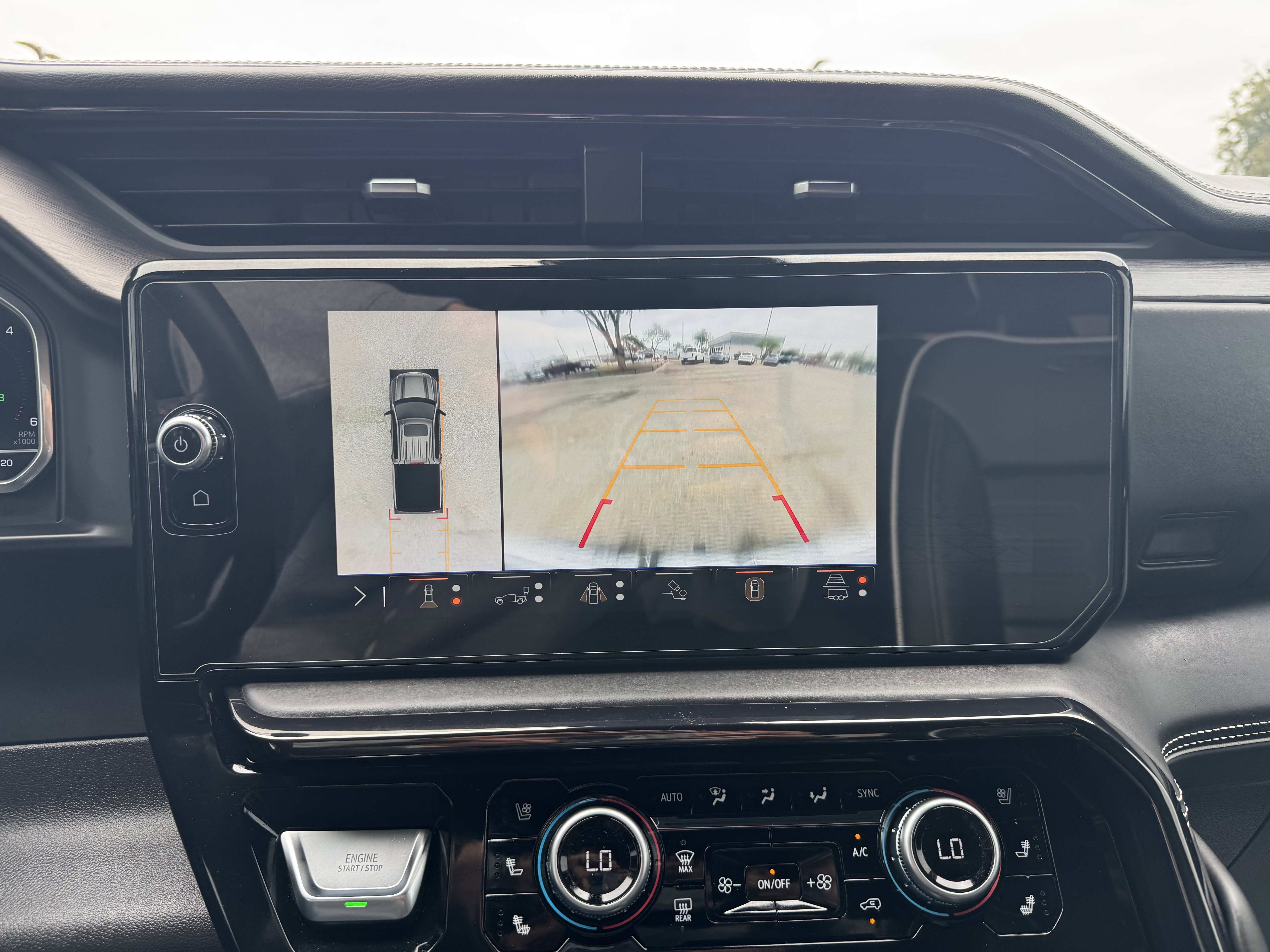 Used 2024 GMC Sierra 1500 AT4X image 17