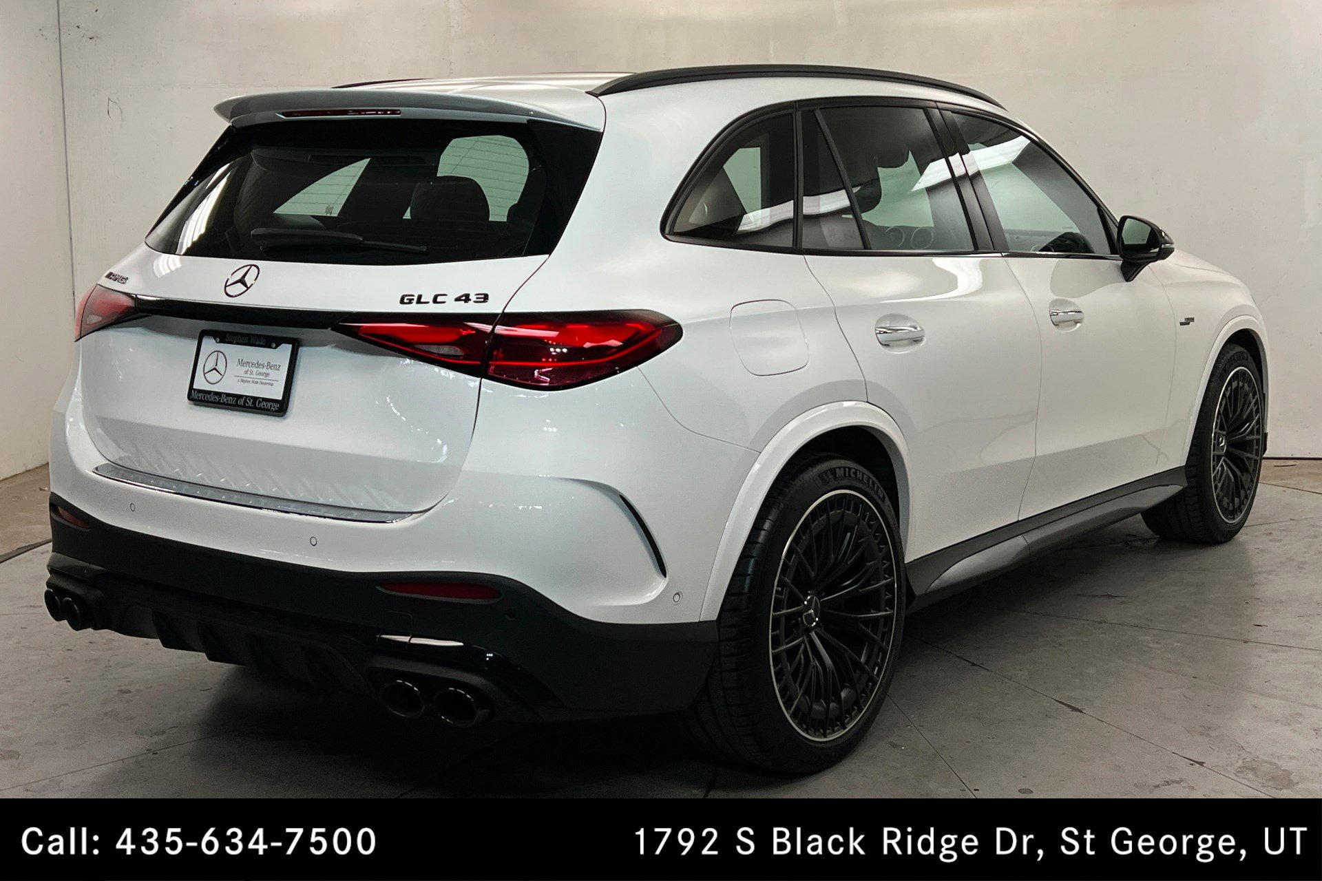 Certified 2025 Mercedes-Benz GLC 43 AMG 4MATIC image 5