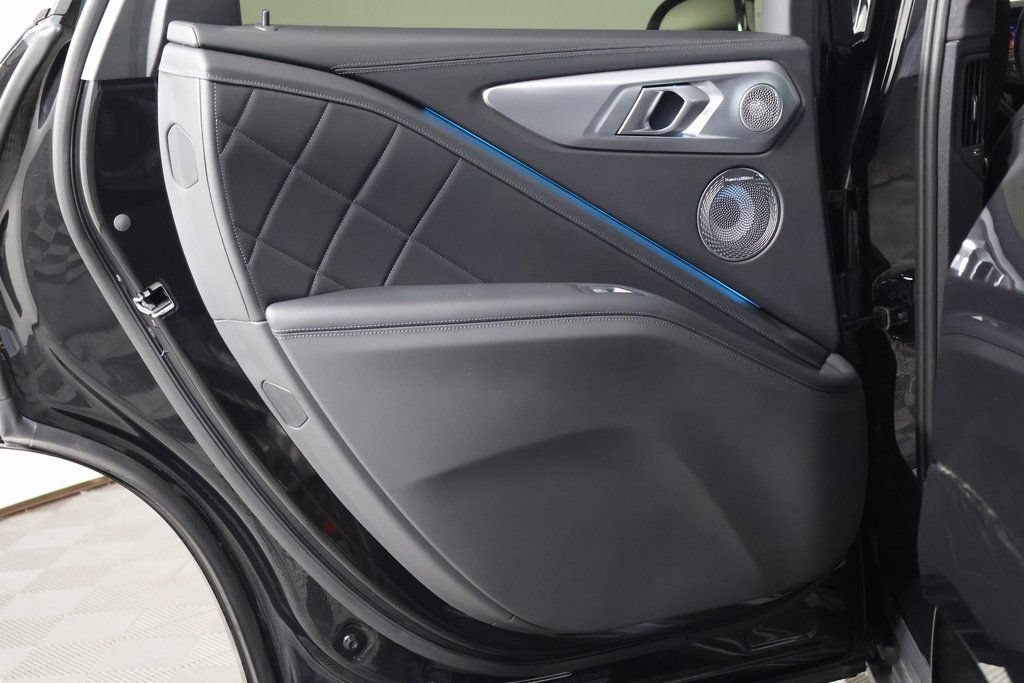 Certified 2023 BMW XM AWD/4WD image 13