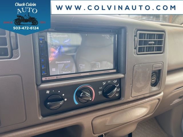 Used 2000 Ford F350 Lariat image 19