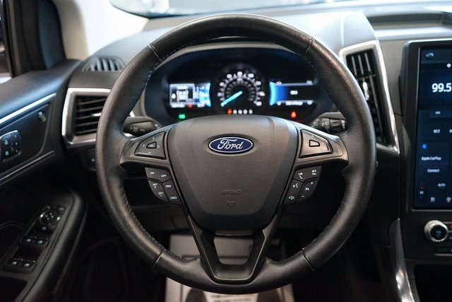 Used 2022 Ford Edge Titanium image 29