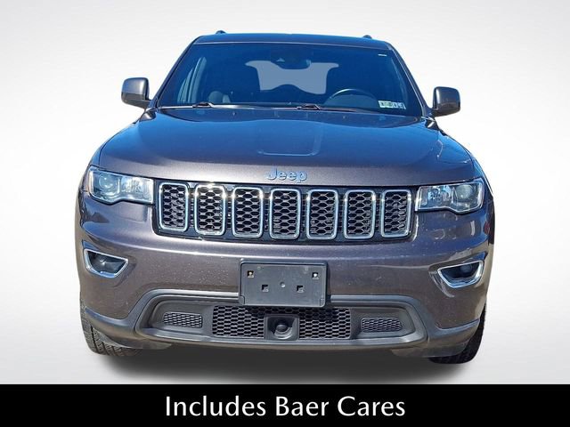 Used 2021 Jeep Grand Cherokee Laredo image 2