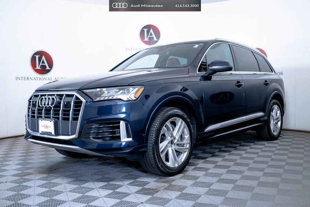 Used 2023 Audi Q7 3.0T Premium Plus AWD/4WD image 3