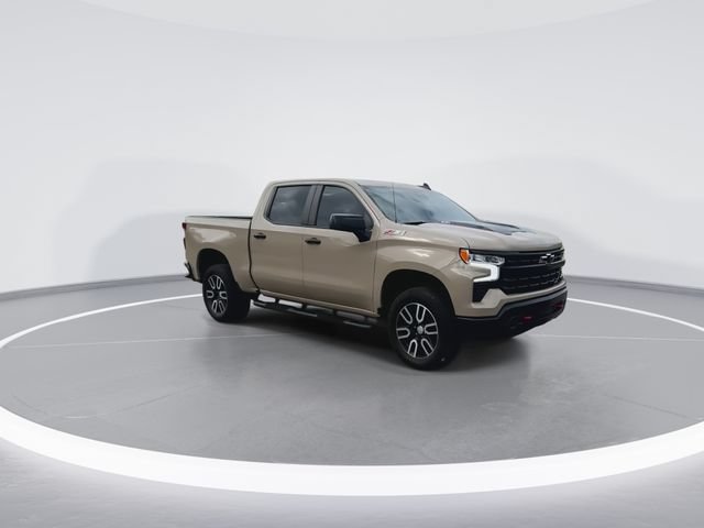 Used 2023 Chevrolet Silverado 1500 LT Trail Boss w/ Convenience Package II AWD/4WD image 2