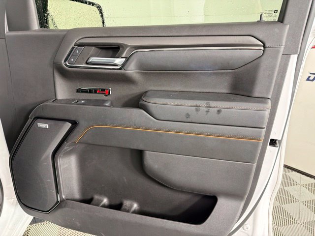 Used 2024 GMC Sierra 1500 AT4 w/ Technology Package AWD/4WD image 38