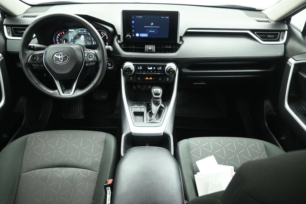 Used 2024 Toyota RAV4 XLE w/ Convenience Package FWD image 19