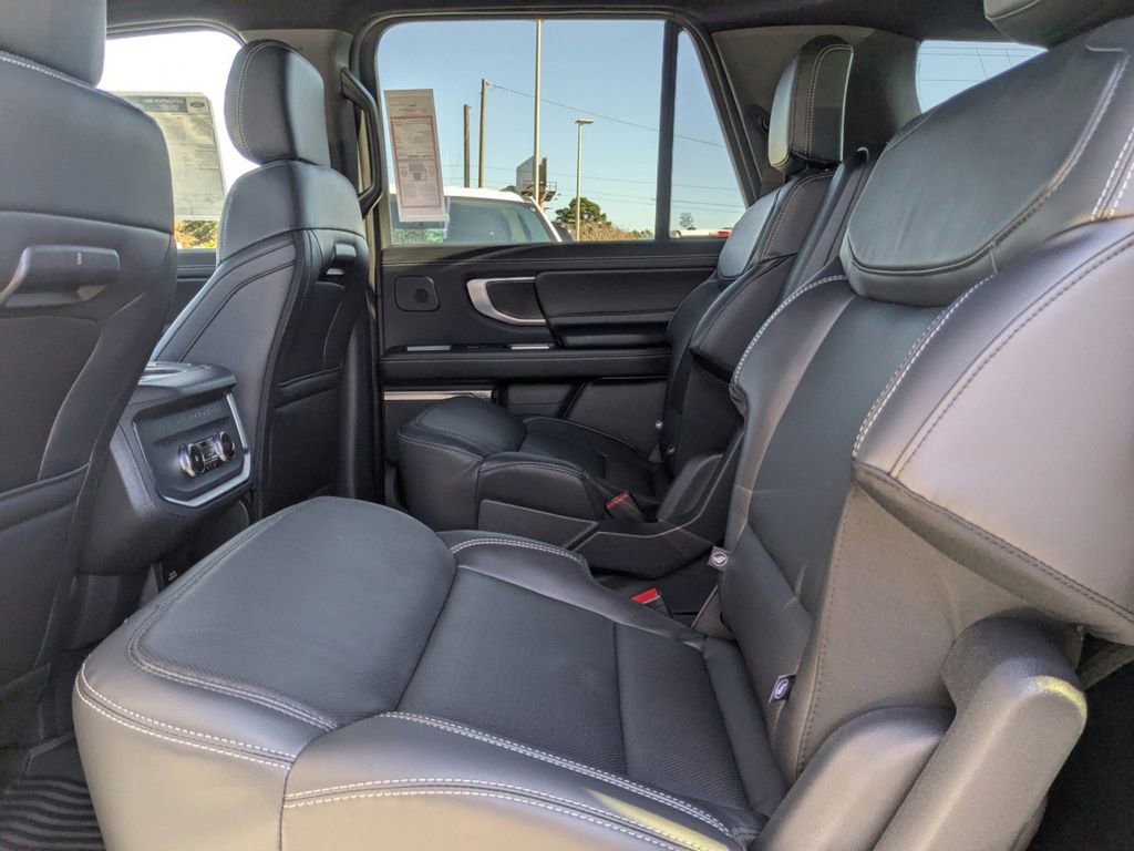 New 2025 Ford Expedition Max Platinum w/ Stealth Performance Package image 16