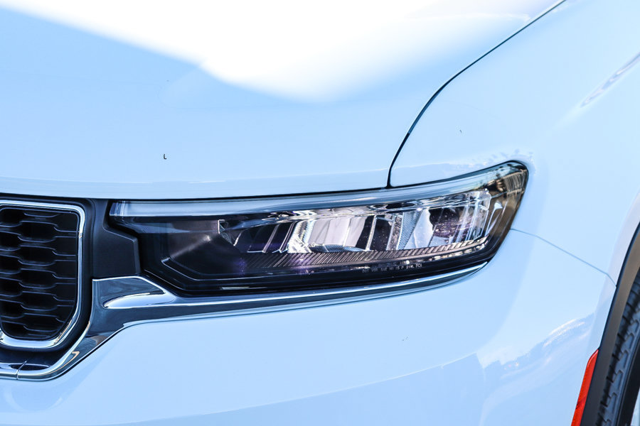 New 2026 Jeep Grand Cherokee Laredo AWD/4WD image 5