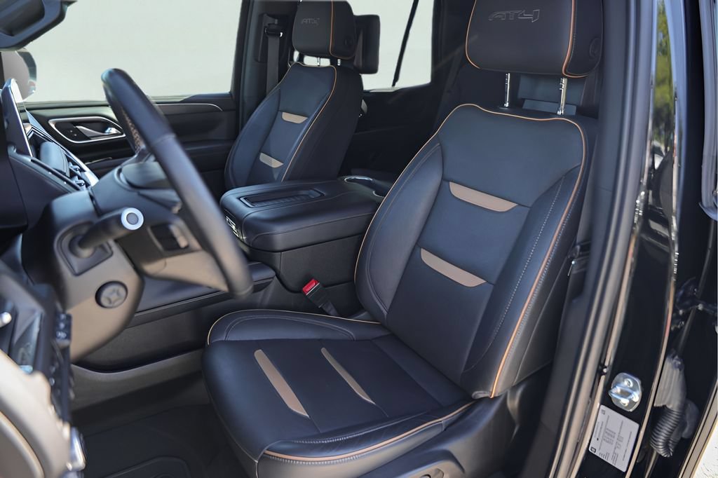 Used 2021 GMC Yukon AT4 w/ AT4 Premium Plus Package AWD/4WD image 10