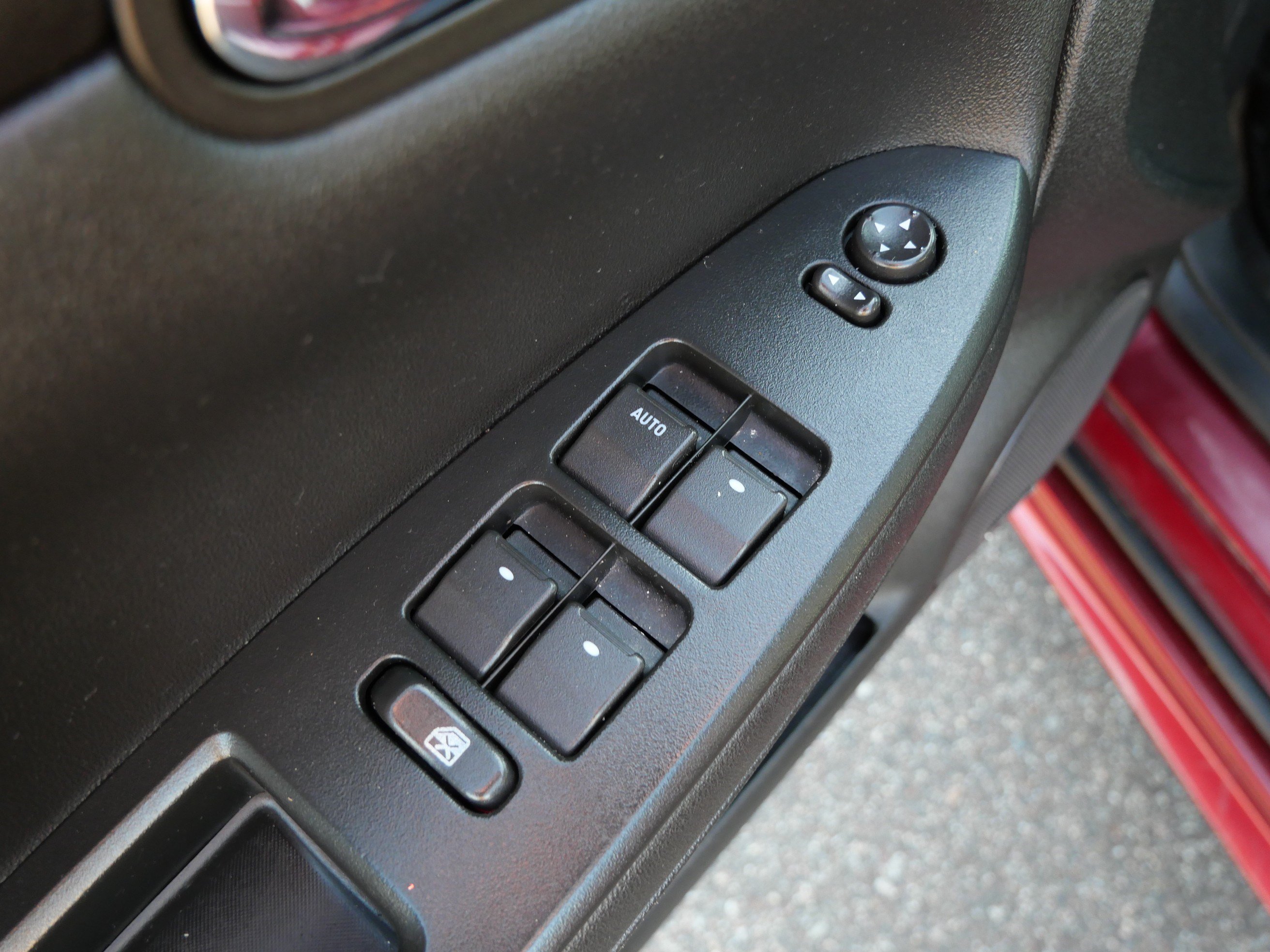 Used 2011 Chevrolet Impala LT w/ Luxury Edition Package FWD image 23
