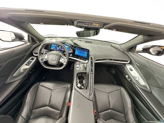 Used 2024 Chevrolet Corvette Stingray Convertible w/ Z51 Performance Package image 17