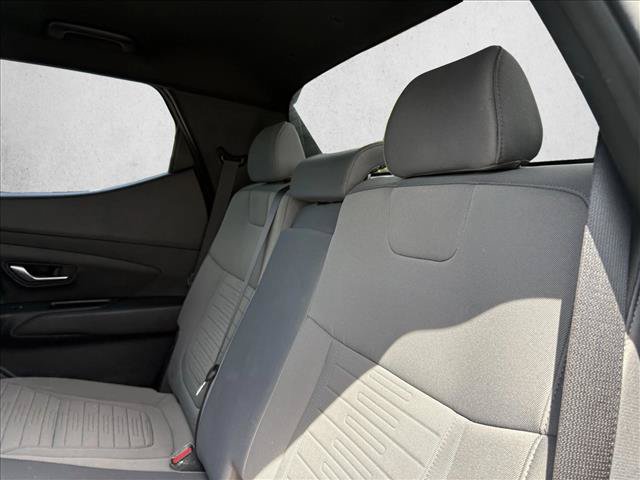 Used 2022 Hyundai Santa Cruz SE FWD image 20