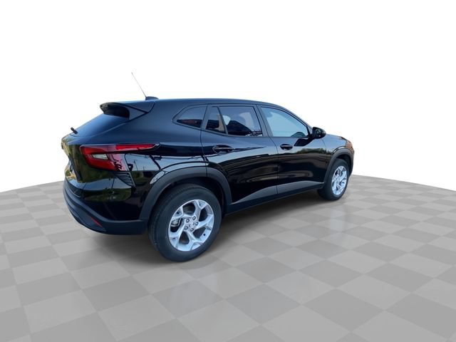 Used 2024 Chevrolet Trax LS w/ LS Convenience Package FWD image 2