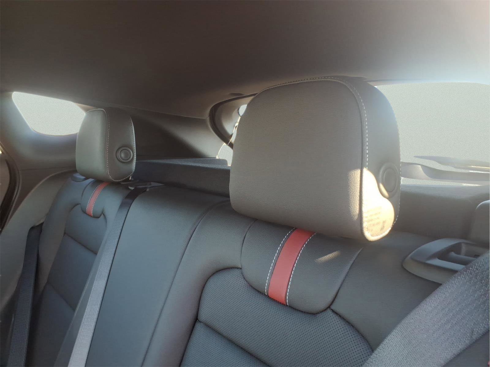 New 2026 Chevrolet Trax RS w/ Sunroof Package image 11