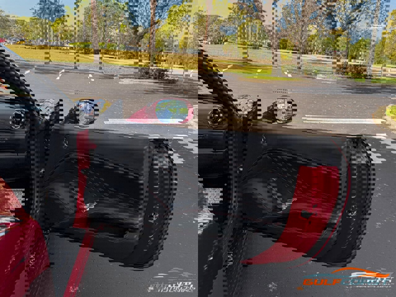 Used 2016 Ferrari California T image 38