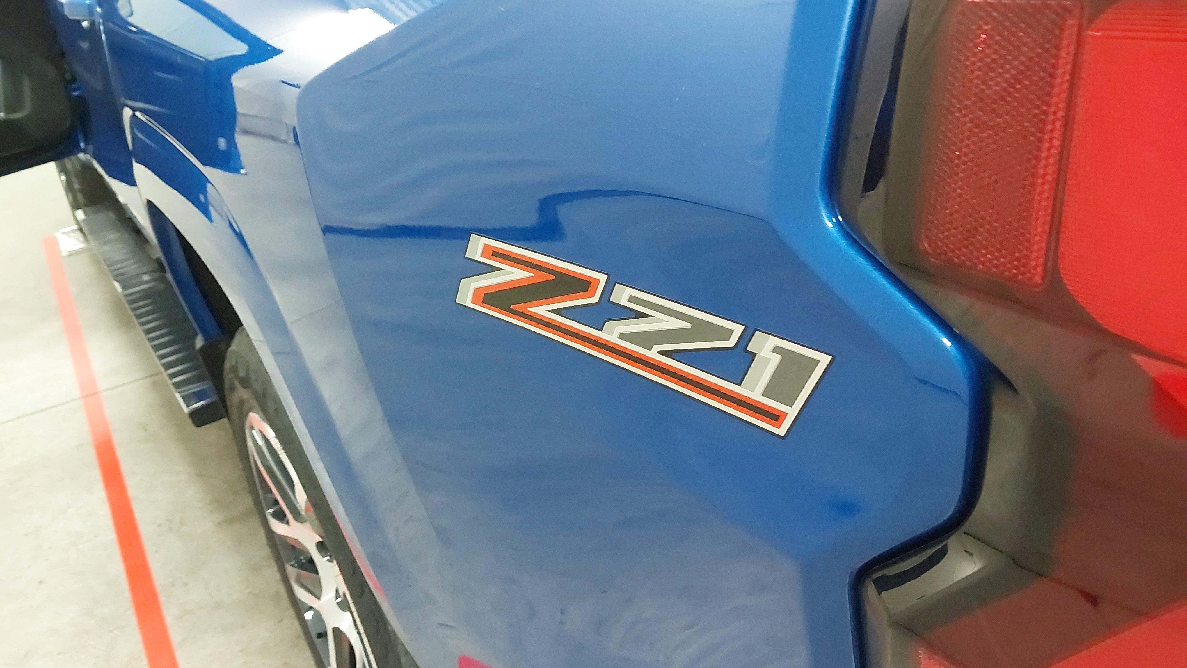 Used 2024 Chevrolet Colorado Z71 w/ Z71 Convenience Package 2 image 33