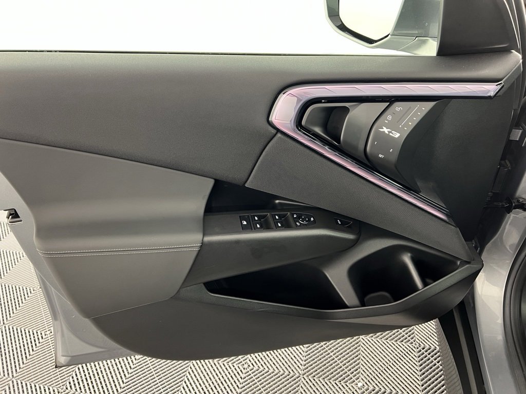 Used 2025 BMW X3 xDrive30i image 11