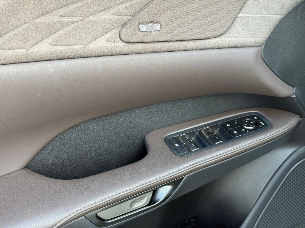 Certified 2023 Lexus RX 350 w/ Cold Area Package AWD/4WD image 24