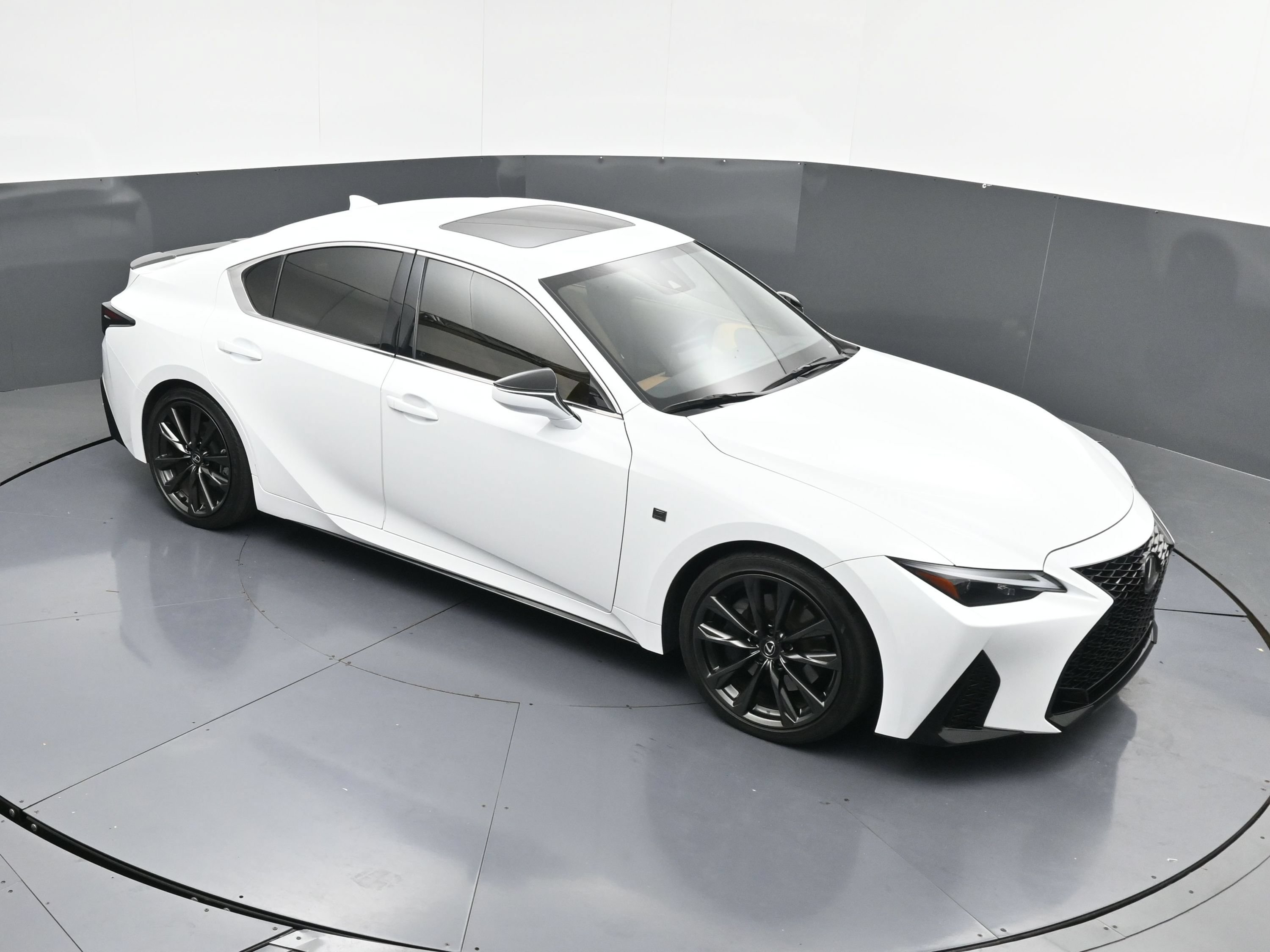 Used 2024 Lexus IS 350 F Sport RWD image 33