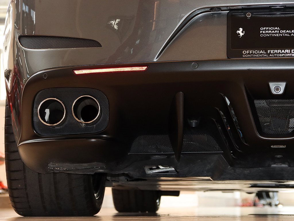 Certified 2017 Ferrari GTC4Lusso image 56