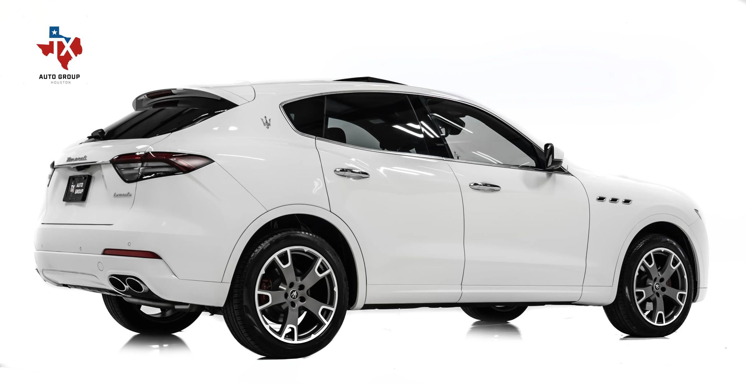 Used 2023 Maserati Levante GT image 5