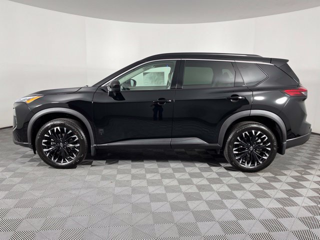 New 2026 Nissan Rogue Dark Armor FWD image 7