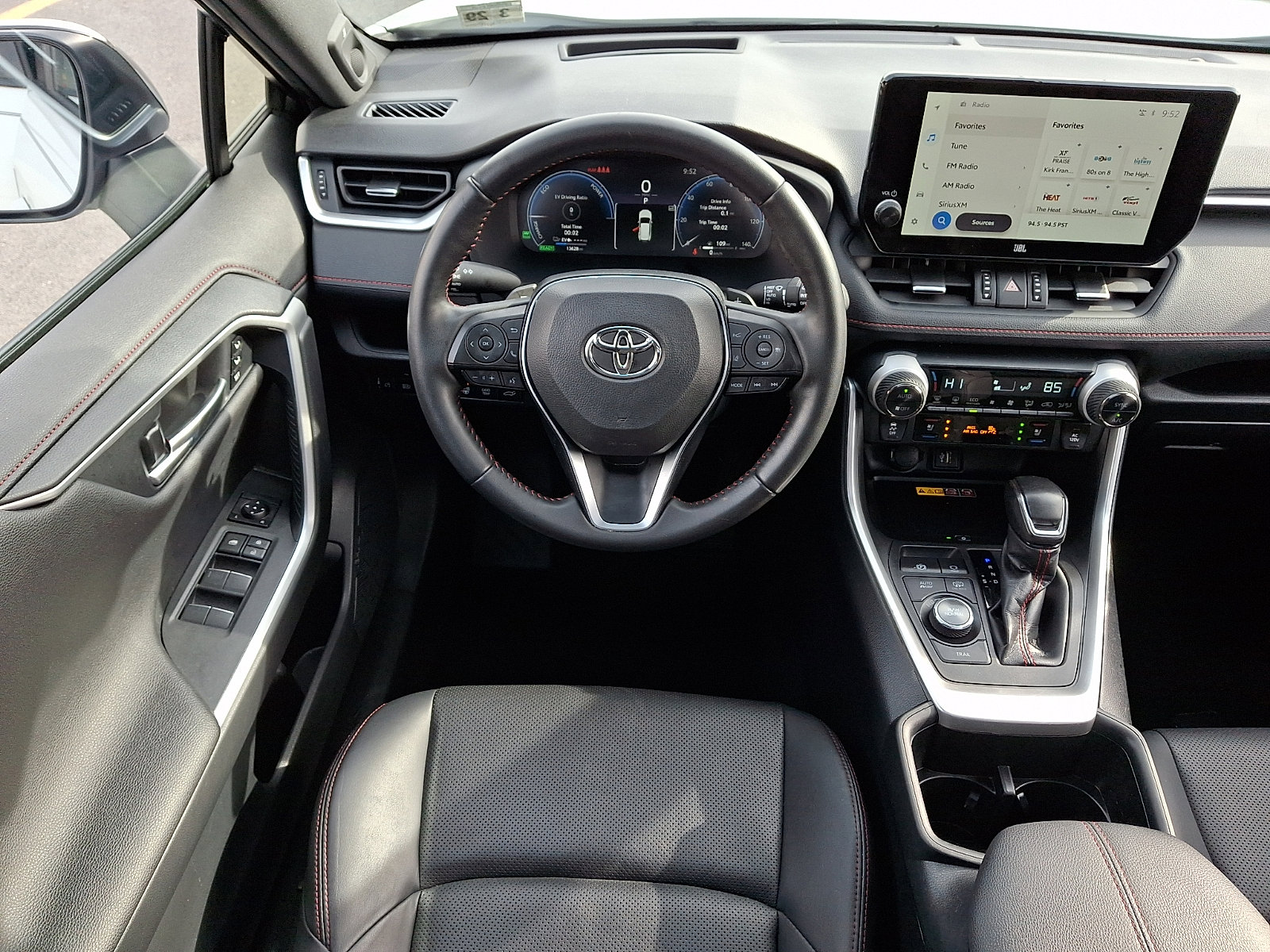 Used 2024 Toyota RAV4 XSE w/ Premium Package image 11