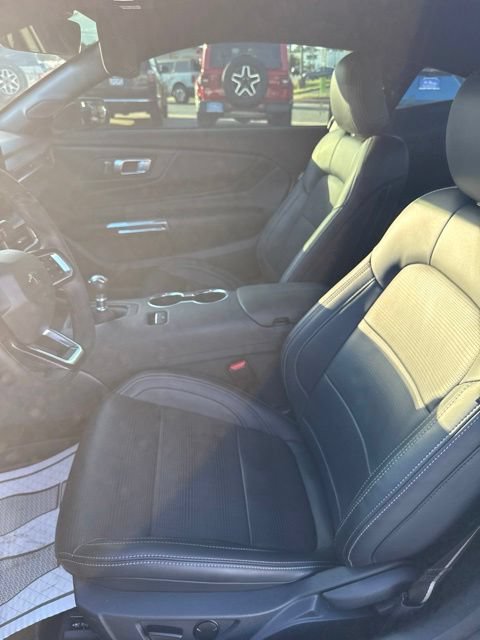 Used 2025 Ford Mustang GT Premium RWD image 17