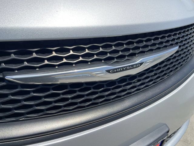 Used 2022 Chrysler Voyager LX FWD image 30