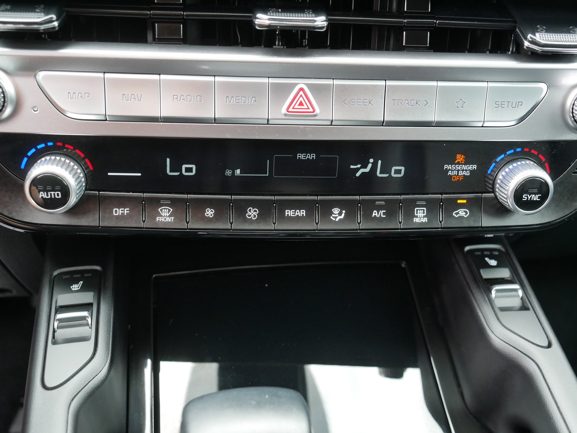 Certified 2025 Kia Telluride S FWD image 23