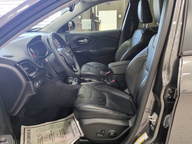 Used 2023 Jeep Cherokee Altitude Lux AWD/4WD image 10