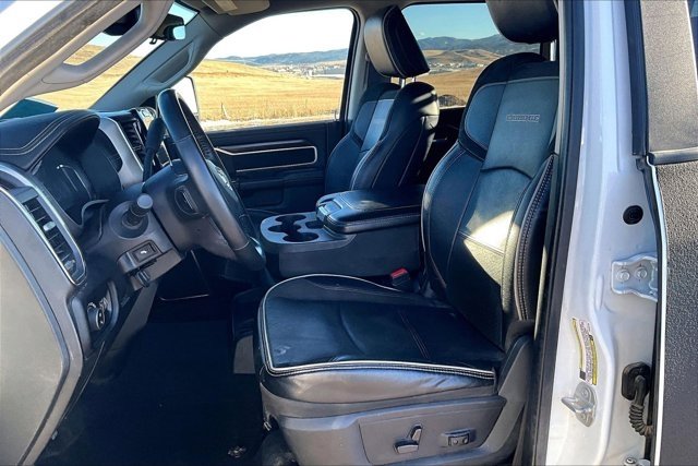 Used 2024 RAM 3500 Laramie image 21