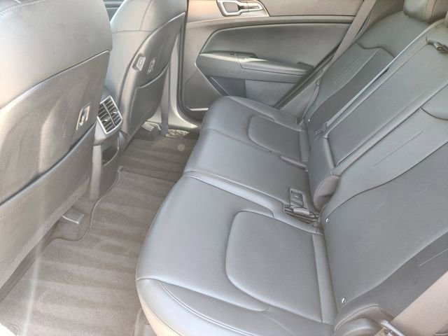 Certified 2023 Kia Sportage EX image 29