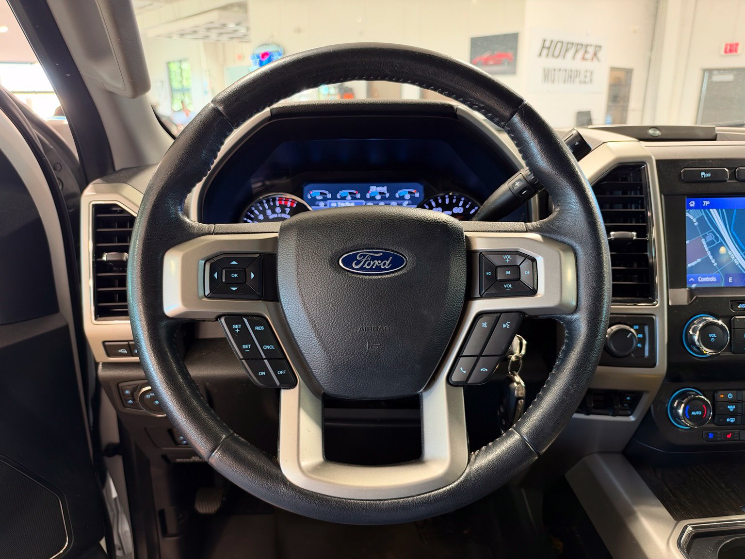 Used 2020 Ford F250 Lariat w/ Lariat Value Package AWD/4WD image 7