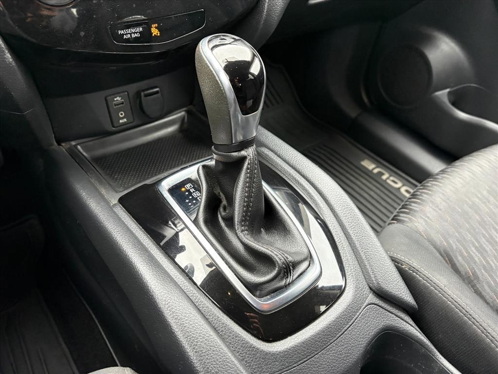 Used 2017 Nissan Rogue S w/ S Appearance Package image 23