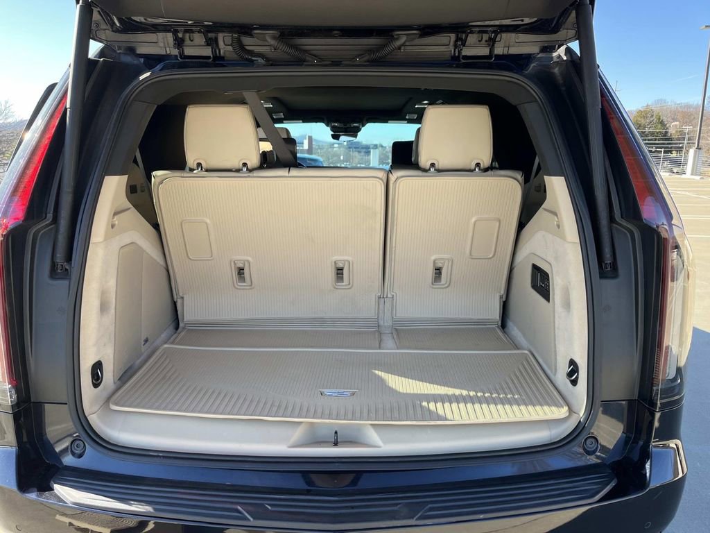 Certified 2021 Cadillac Escalade Premium Luxury w/ Driver Assist Tech Package image 12
