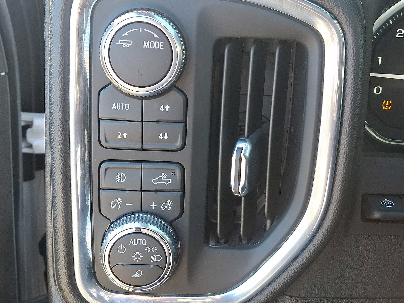 Used 2022 GMC Sierra 2500 Denali w/ Denali Ultimate Package image 29