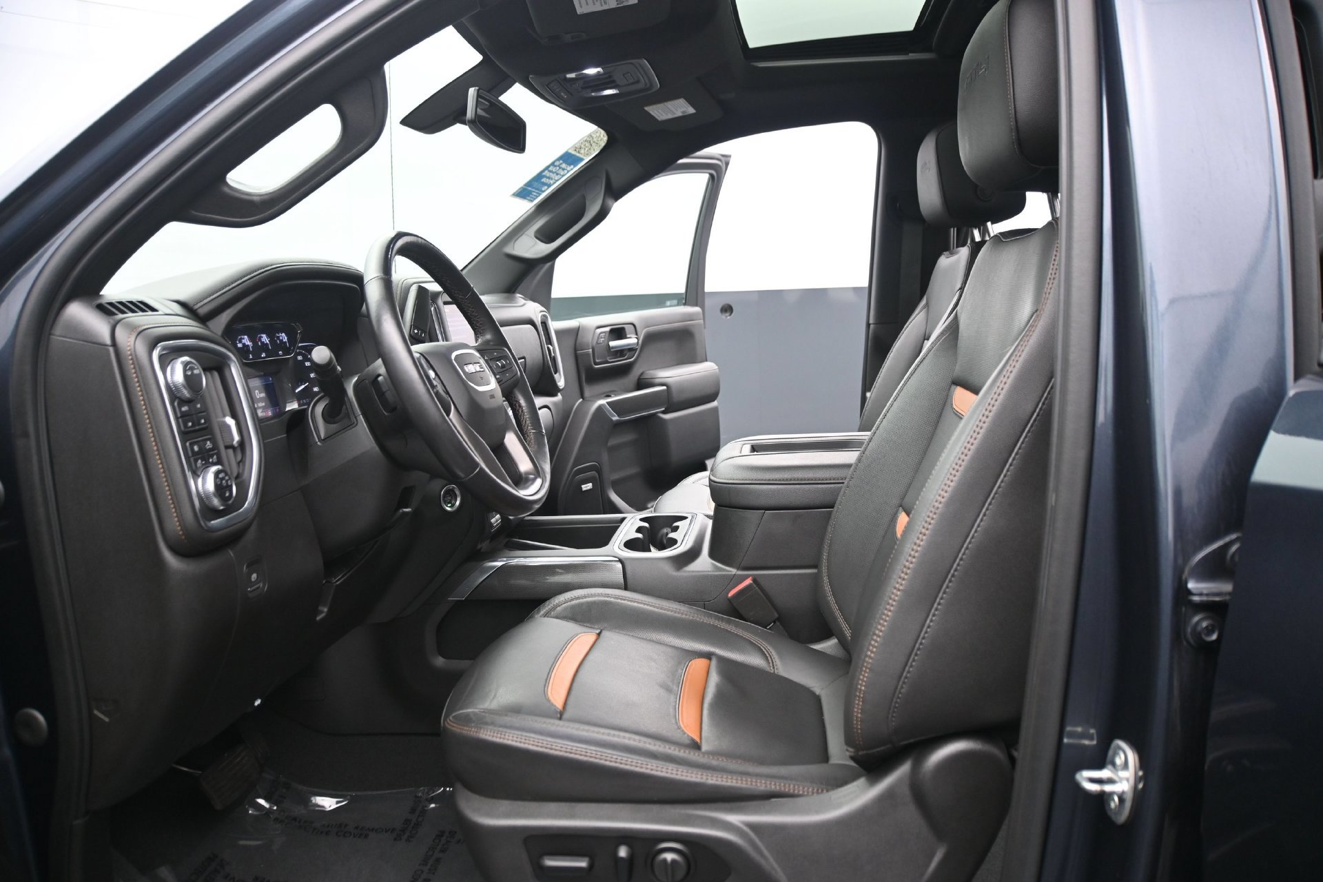 Used 2021 GMC Sierra 1500 AT4 w/ Off-Road Performance Package AWD/4WD image 23