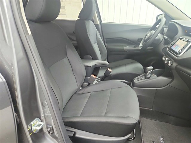 New 2025 Nissan Kicks Play S image 31