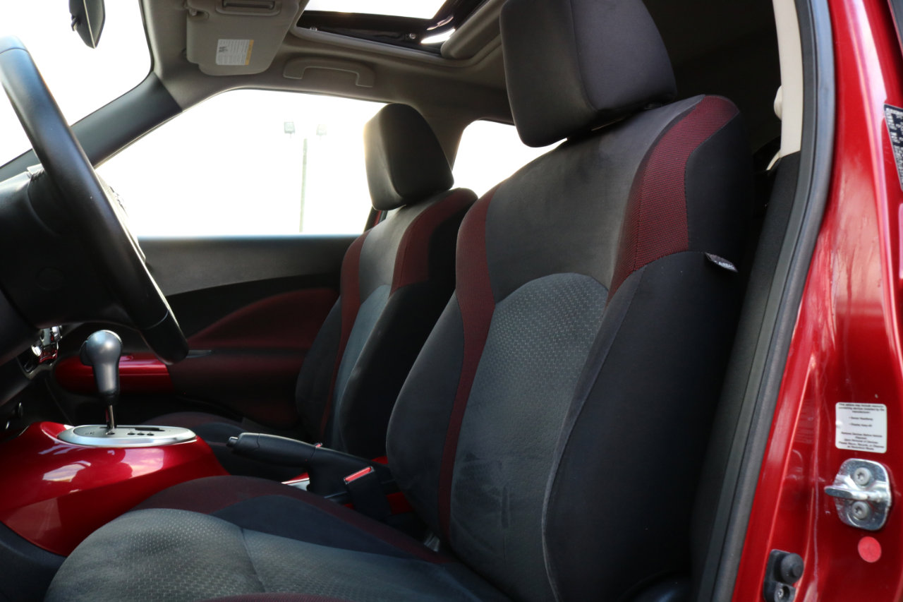 Used 2015 Nissan Juke SV w/ Cold Weather Package image 20