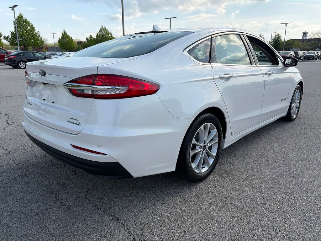 Used 2019 Ford Fusion SEL FWD image 7